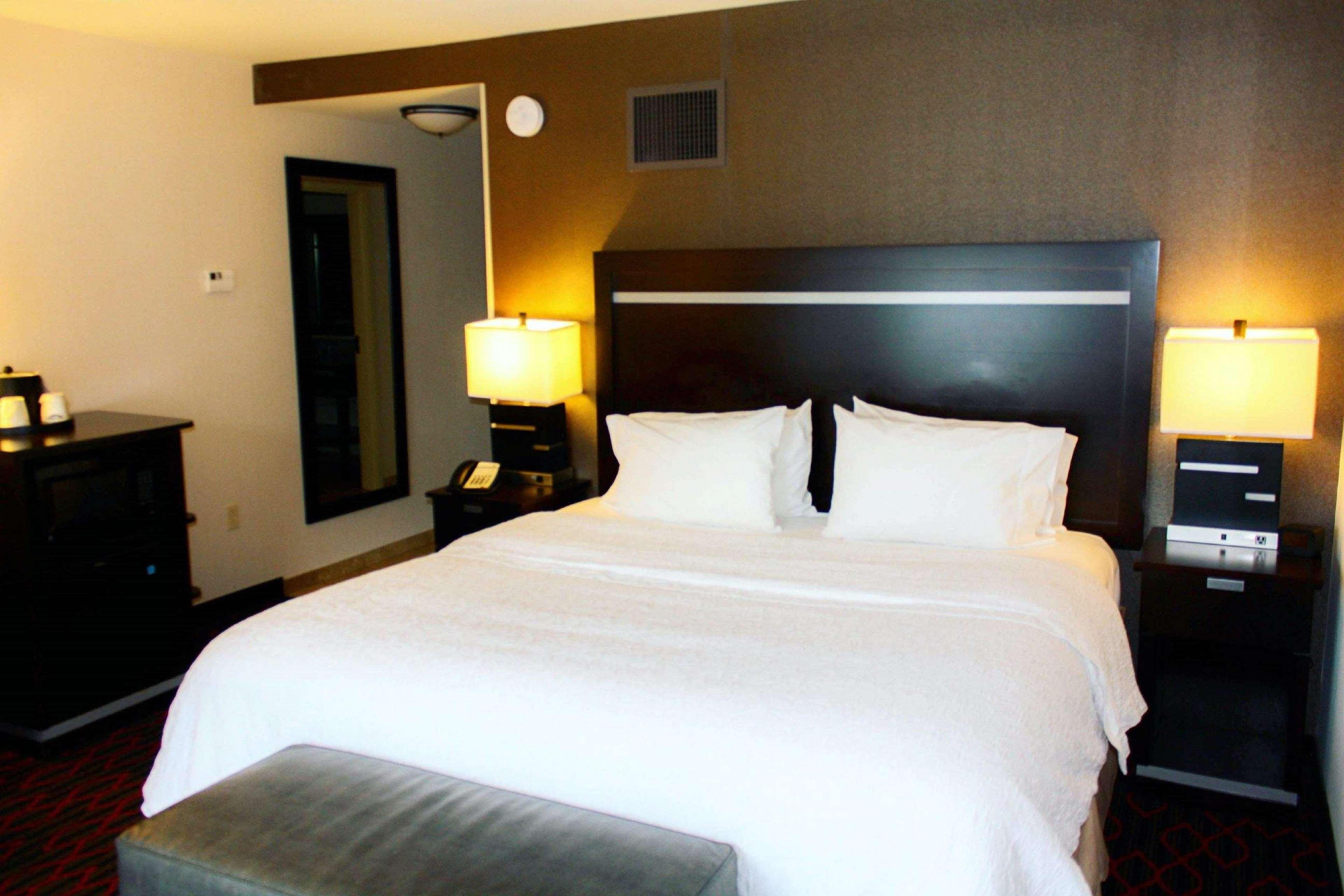 Hampton Inn Portland Downtown Waterfront Eksteriør billede