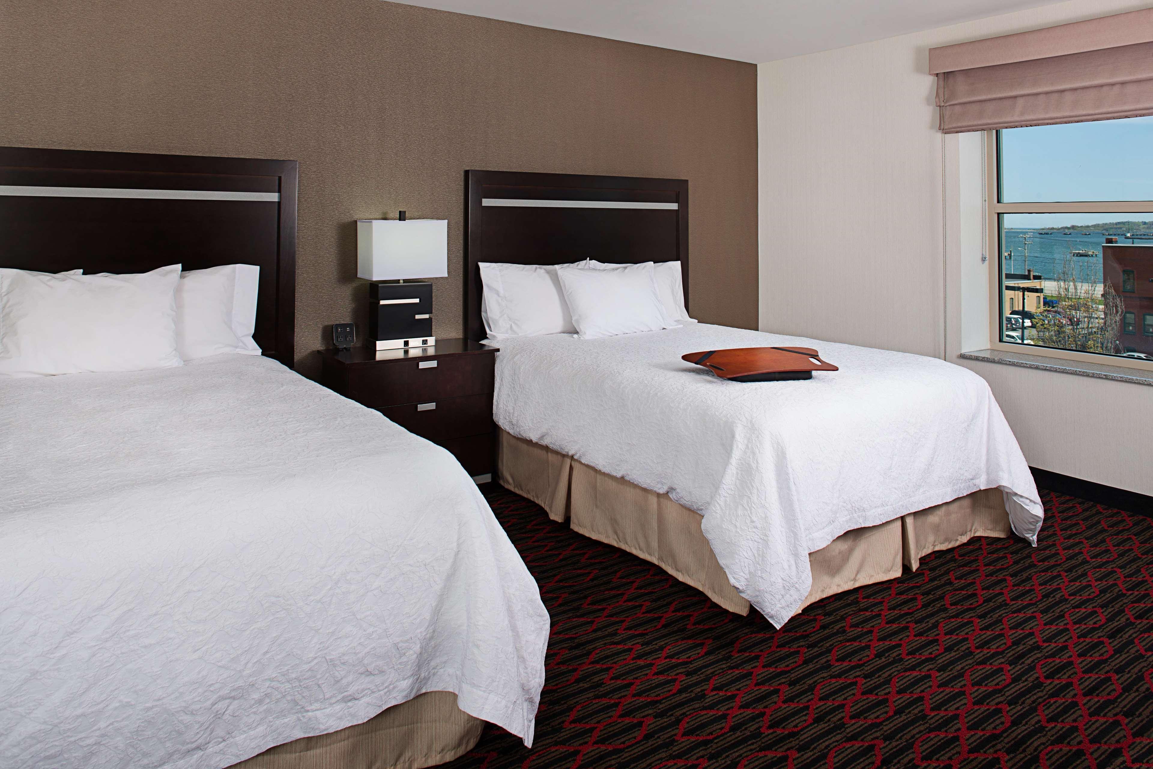 Hampton Inn Portland Downtown Waterfront Eksteriør billede