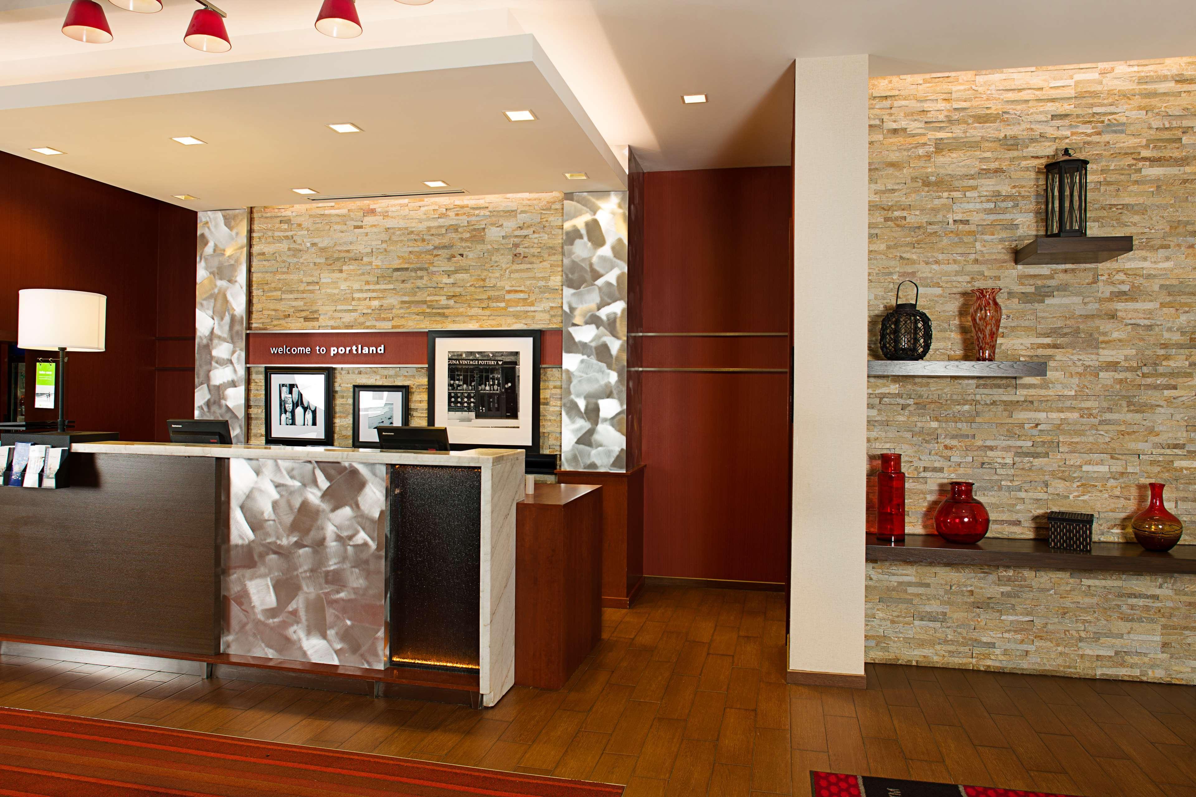 Hampton Inn Portland Downtown Waterfront Eksteriør billede
