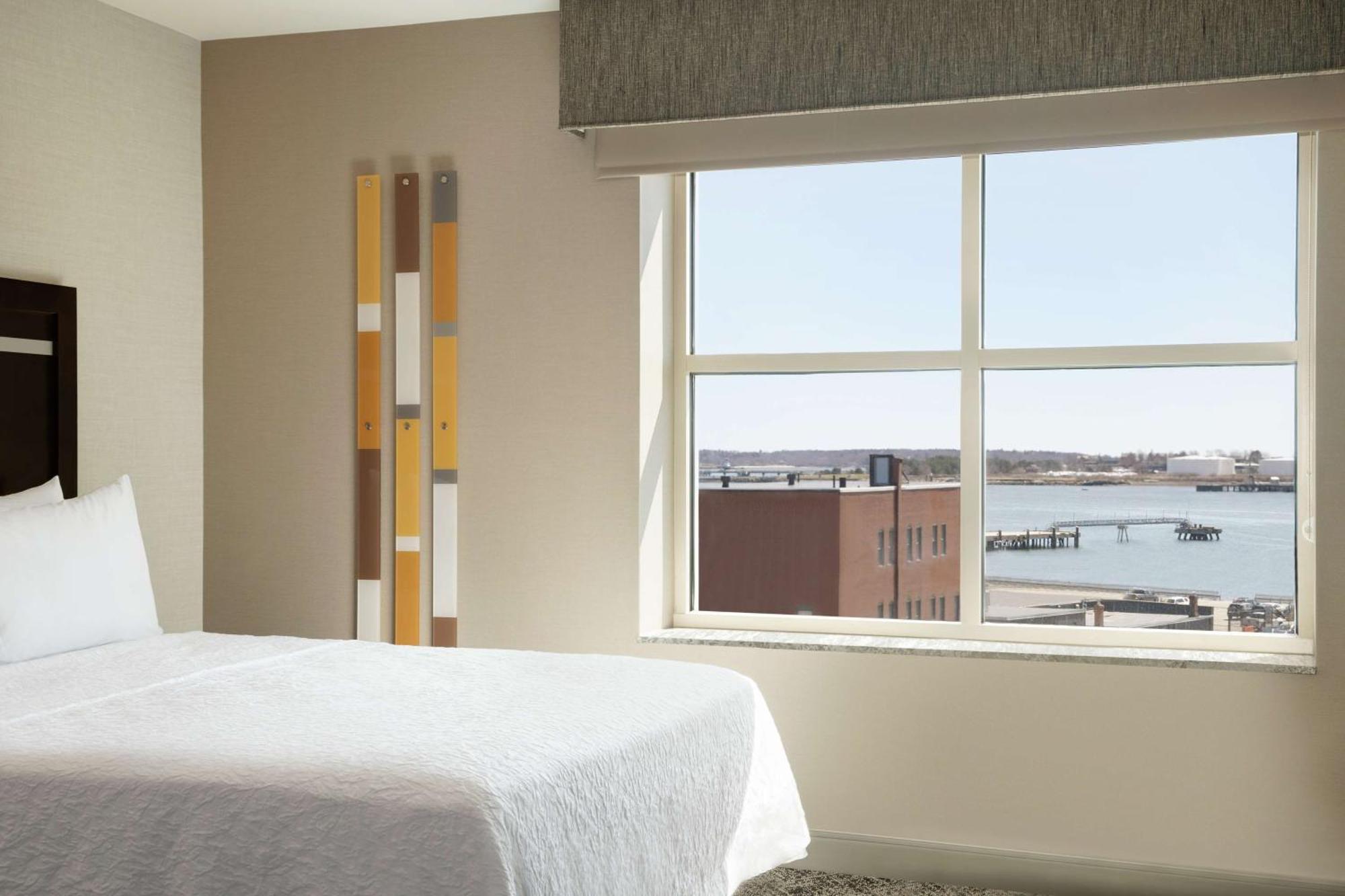 Hampton Inn Portland Downtown Waterfront Eksteriør billede