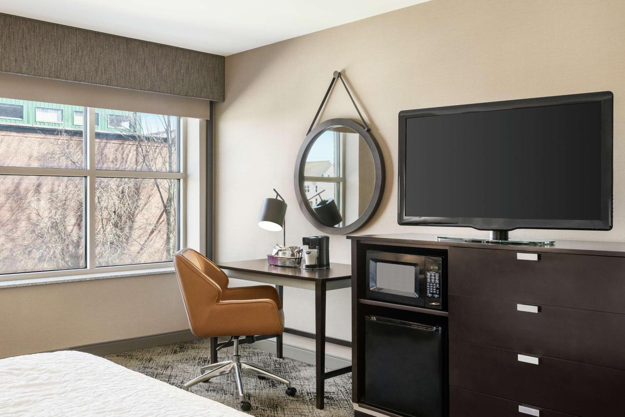 Hampton Inn Portland Downtown Waterfront Eksteriør billede