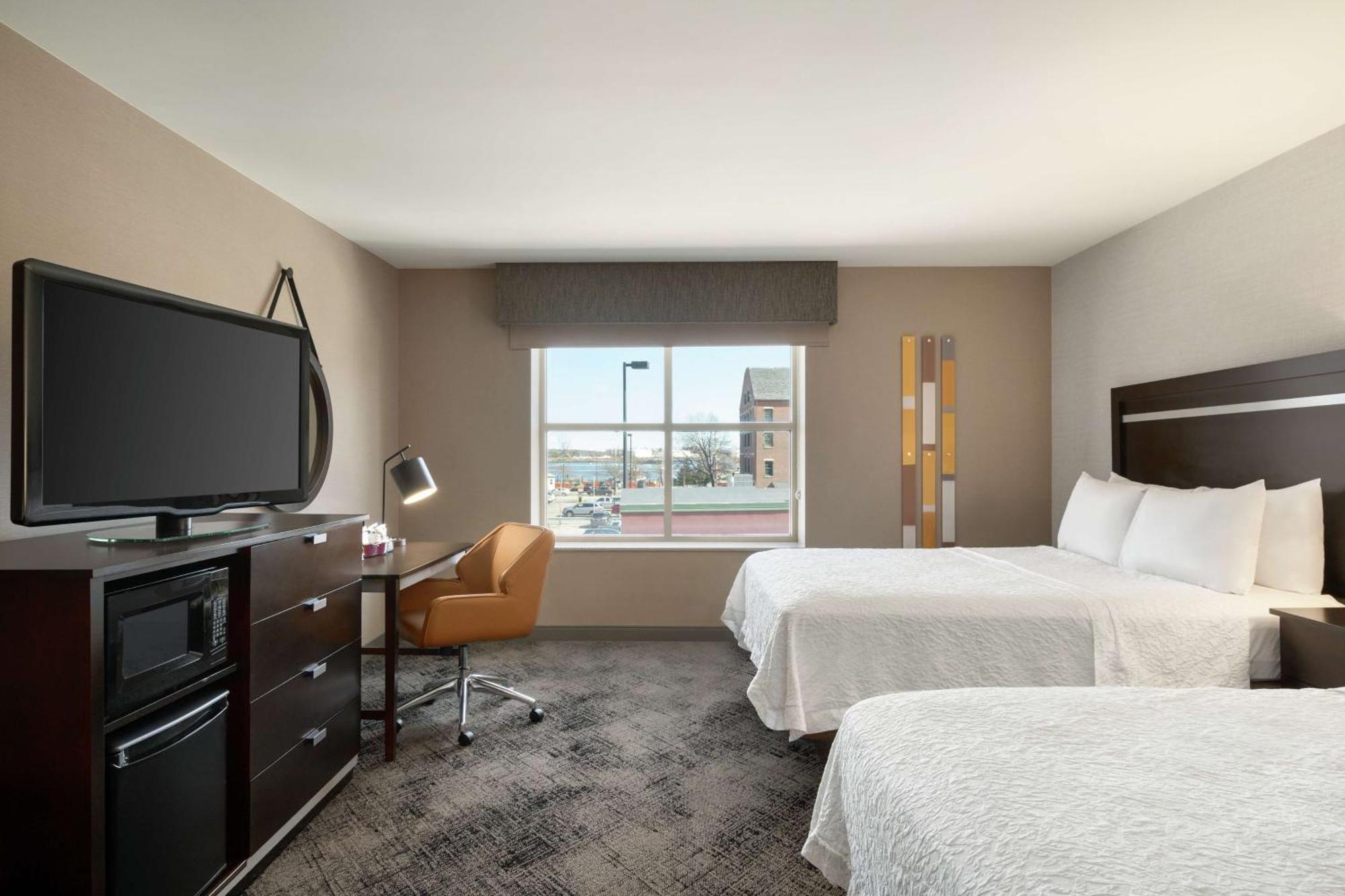 Hampton Inn Portland Downtown Waterfront Eksteriør billede
