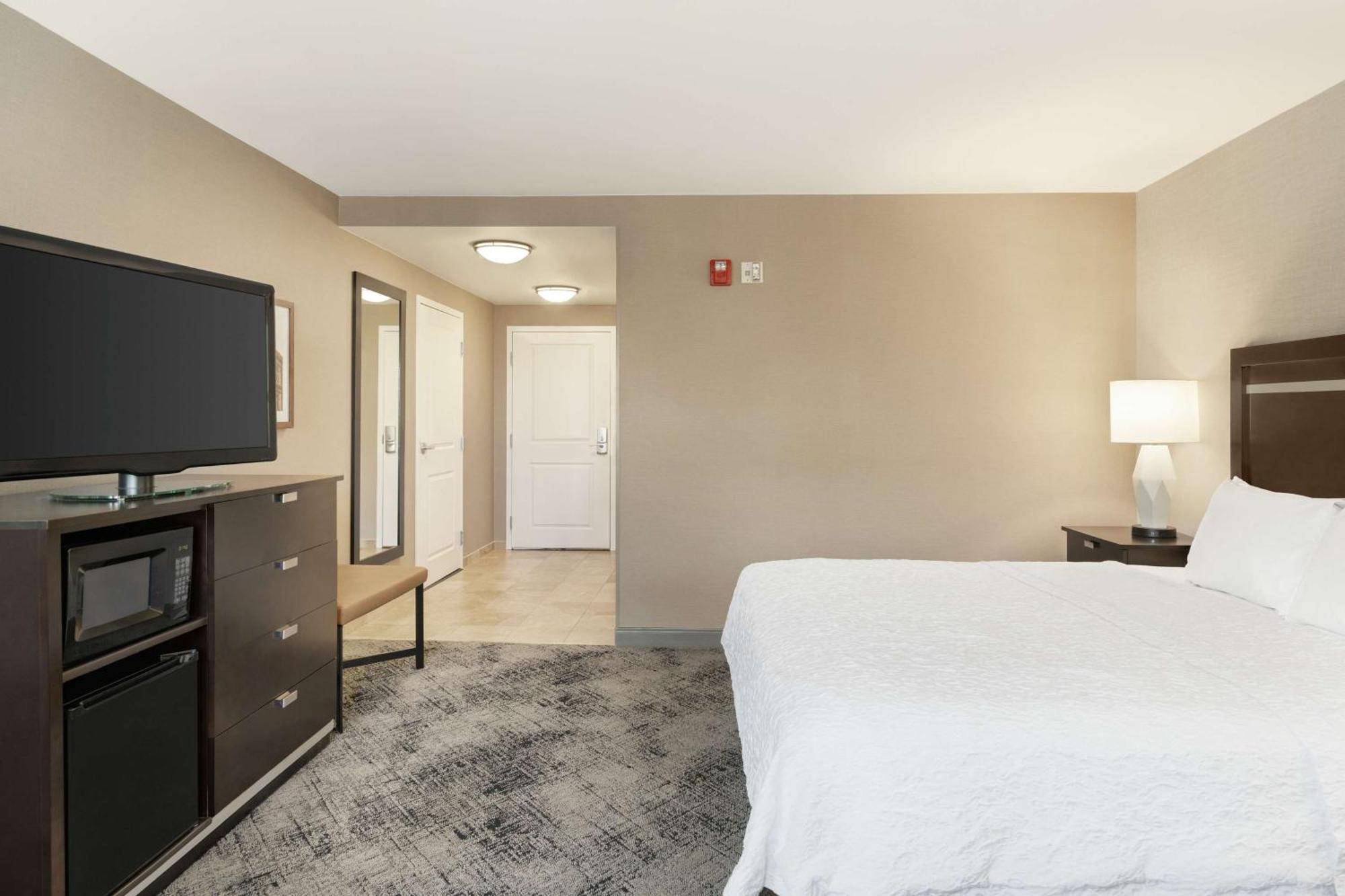 Hampton Inn Portland Downtown Waterfront Eksteriør billede